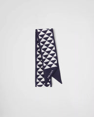 Printed silk tie