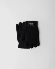 Wool and cashmere gloves