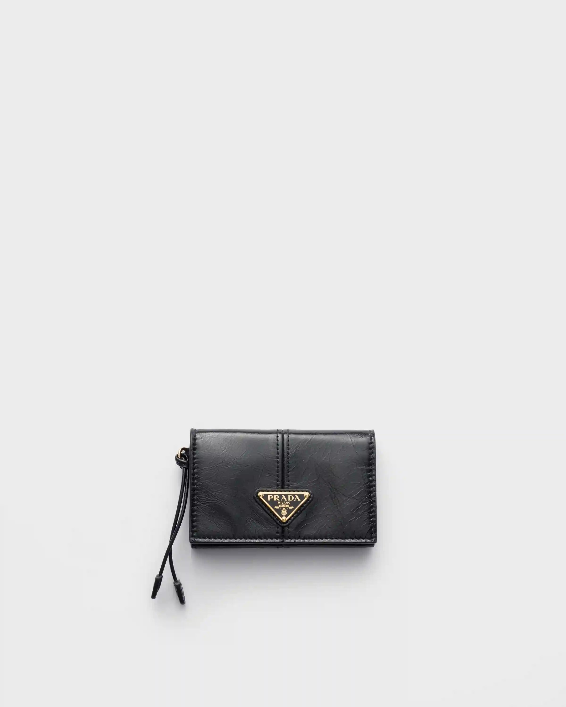 Leather card holder with flap