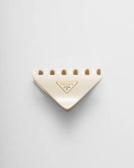 Claw clip with triangle logo