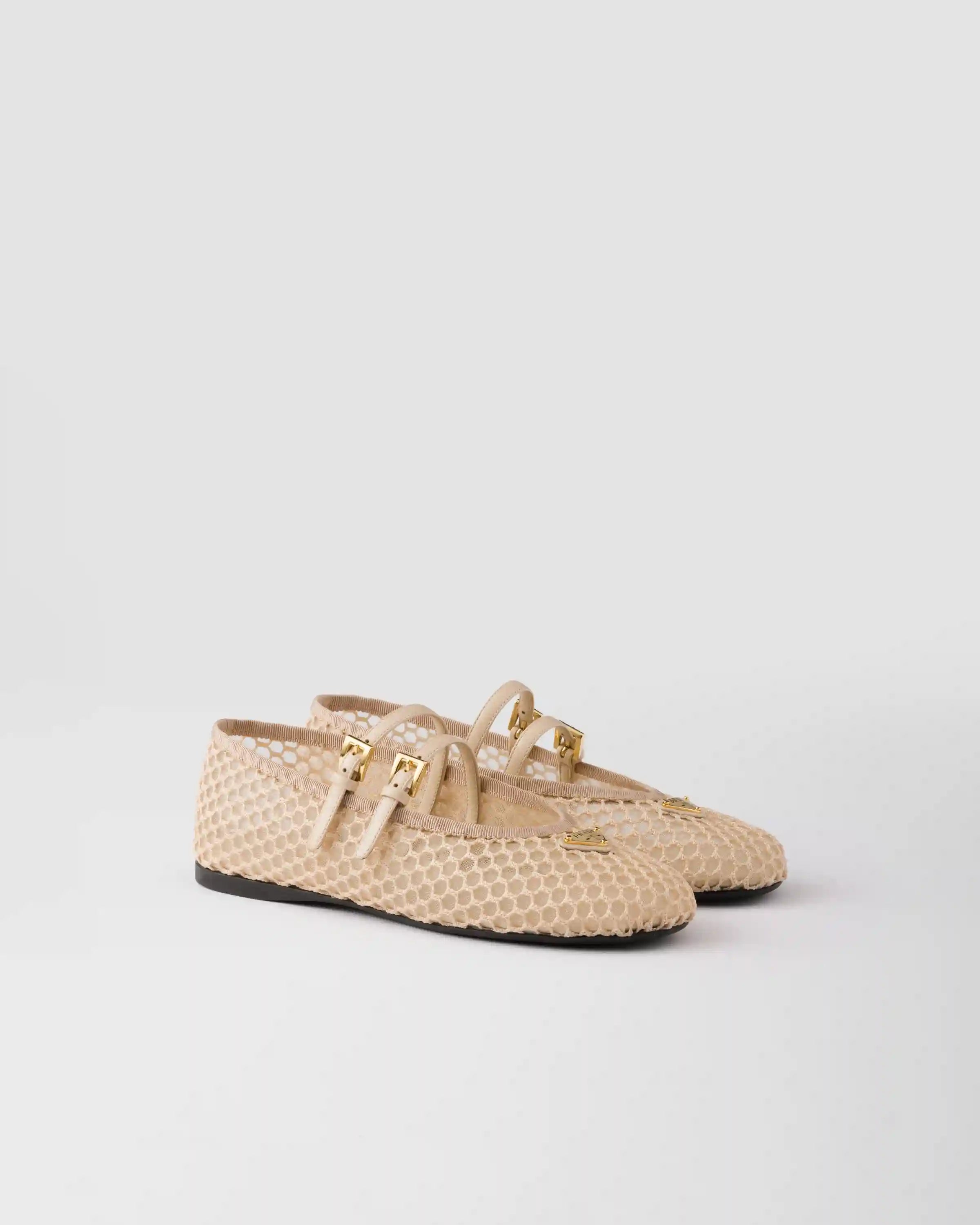 Mesh fabric ballerinas