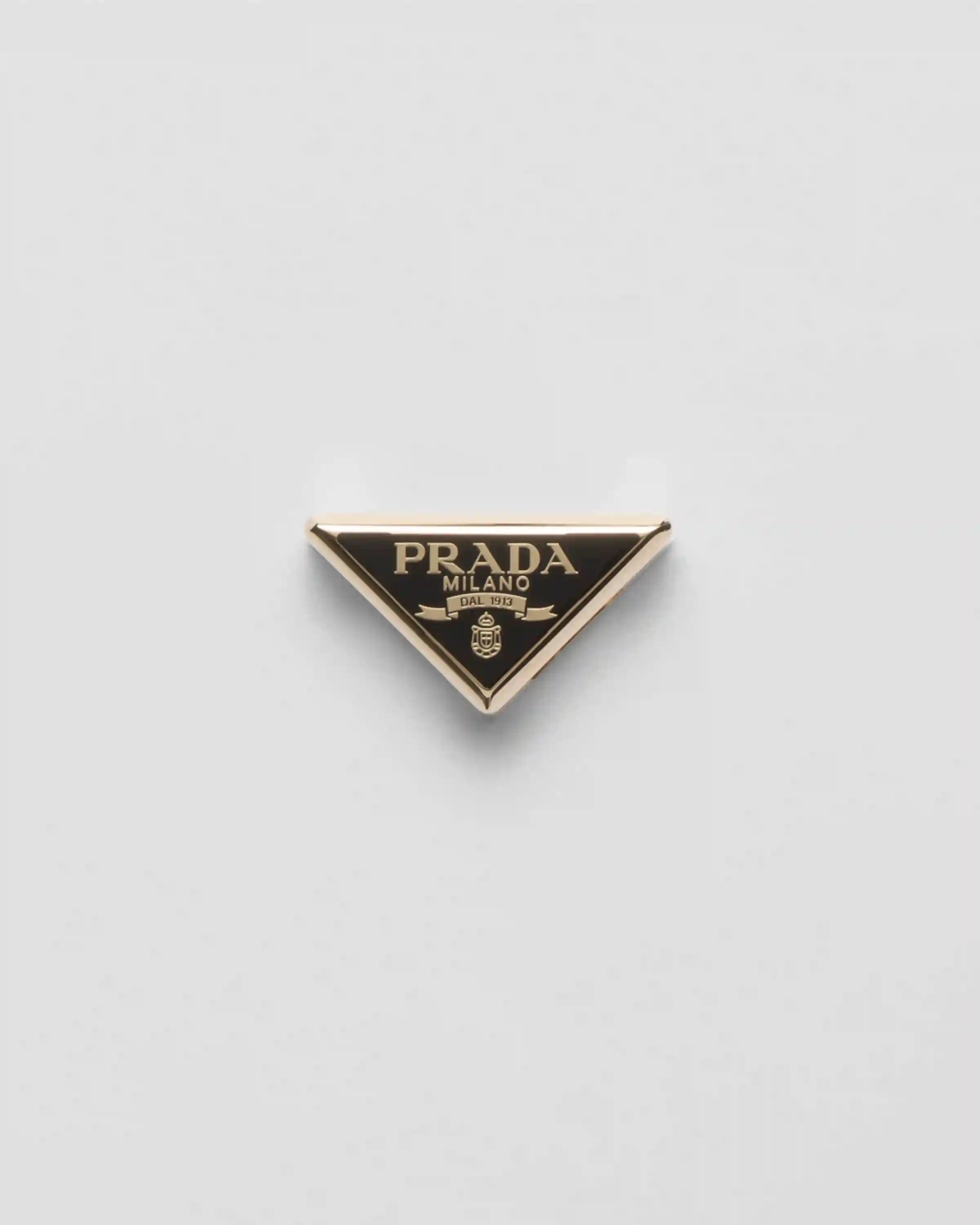 Metal scarf clip