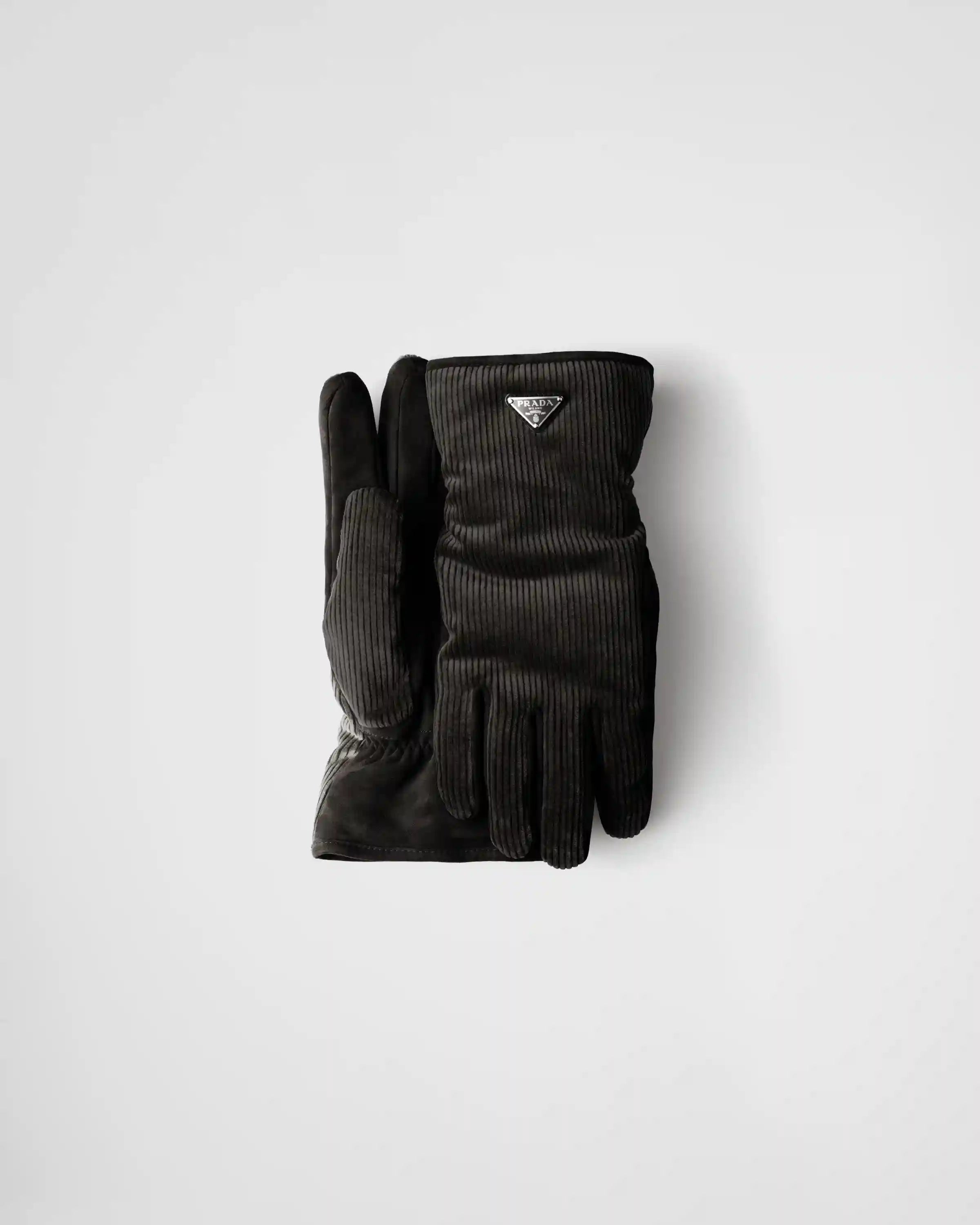 Corduroy gloves