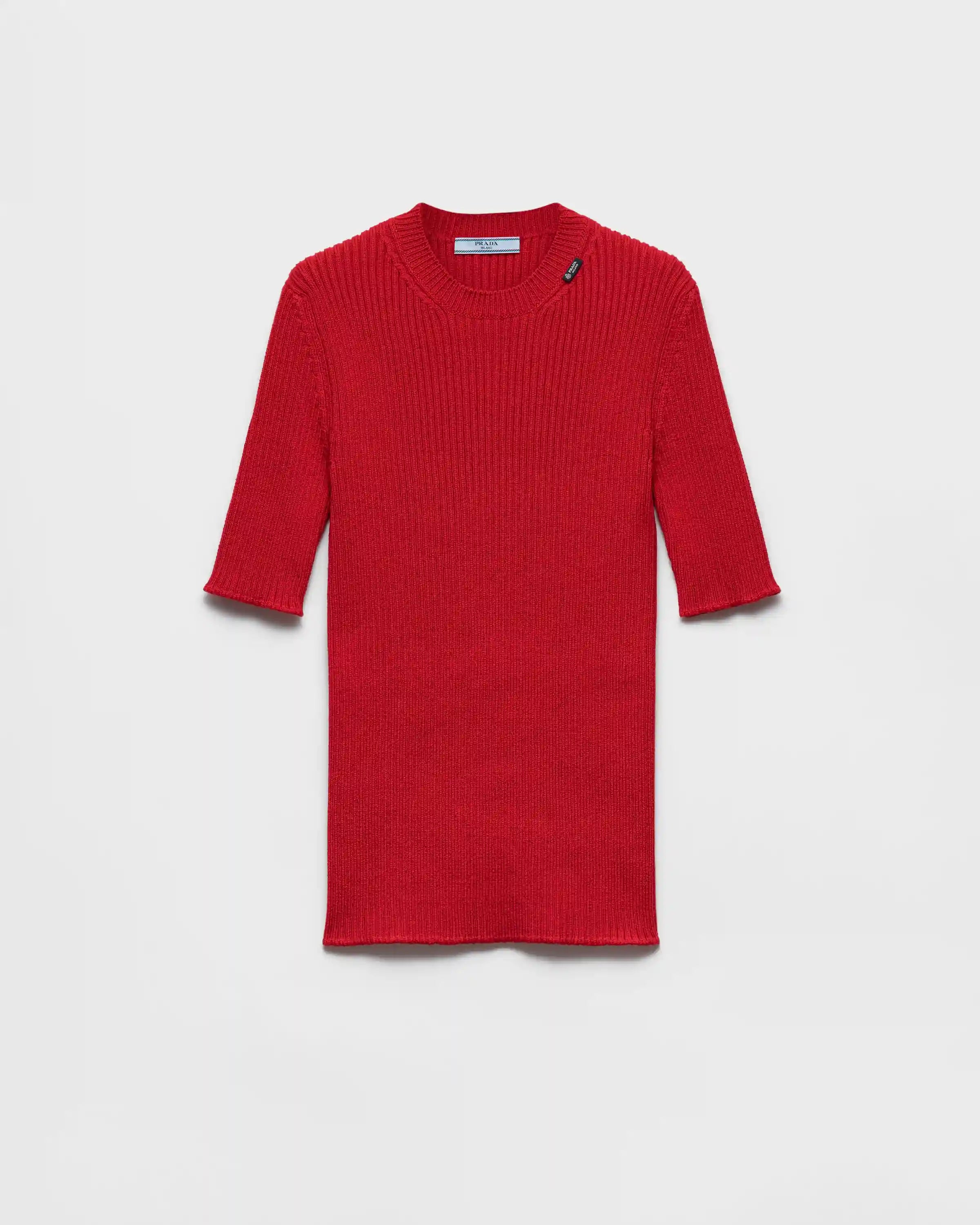 Short-sleeved ribbed knit wool sweater
