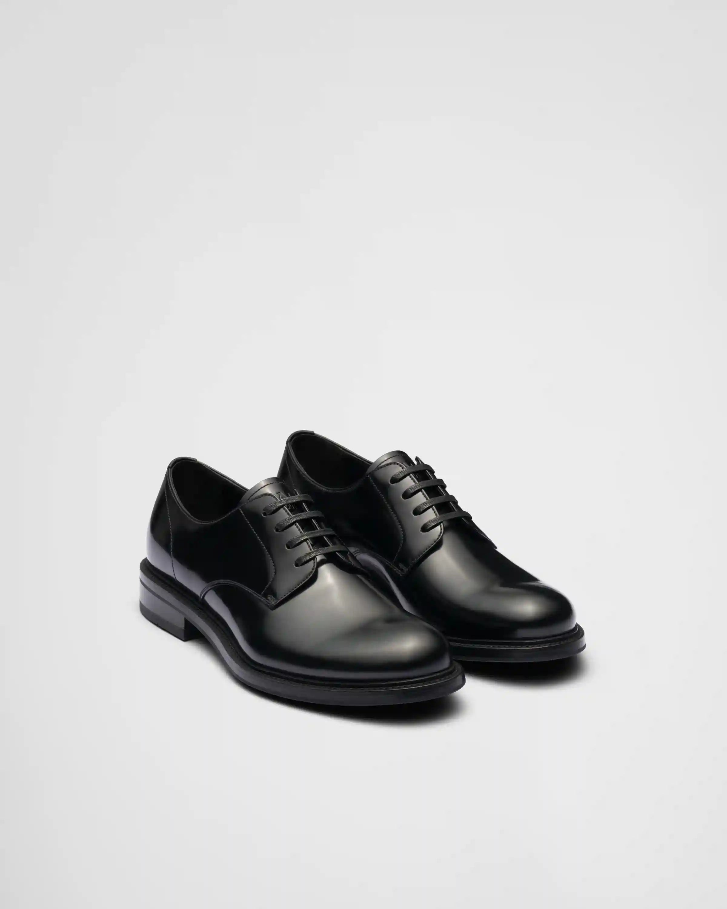 Brushed leather lace-up shoes